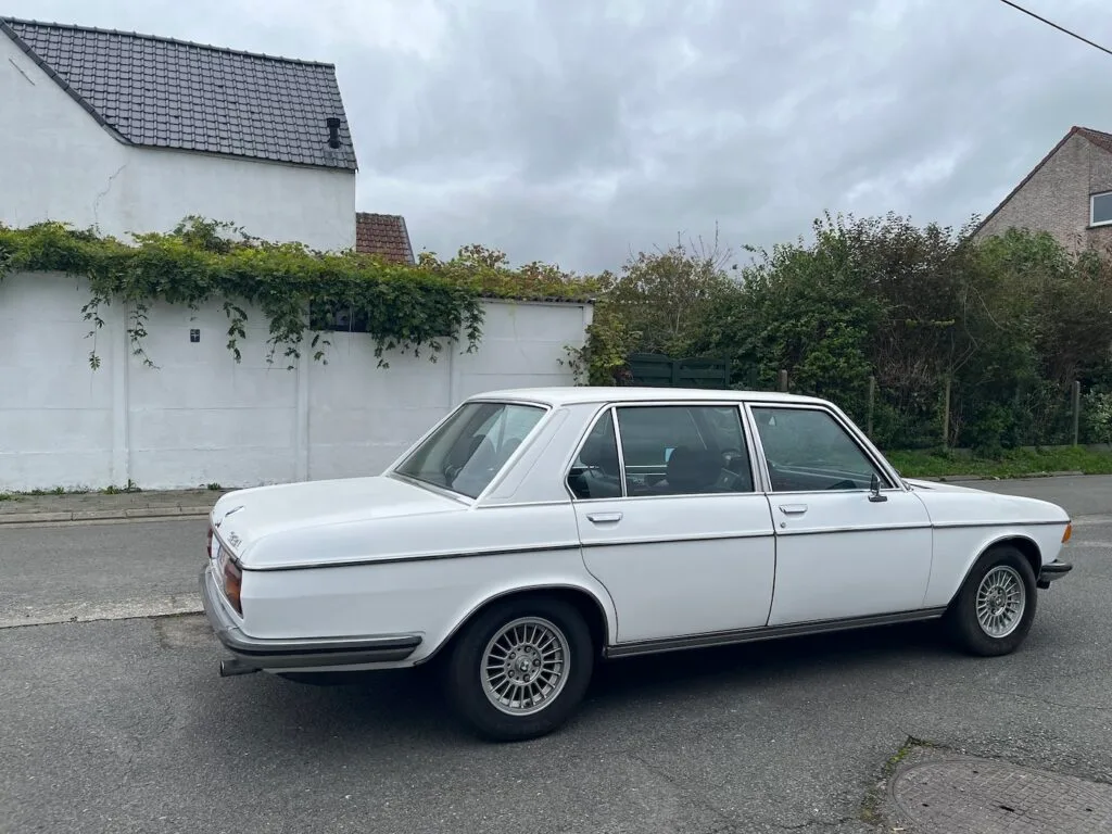 Oldtimers te koop BMW E3 3.3L