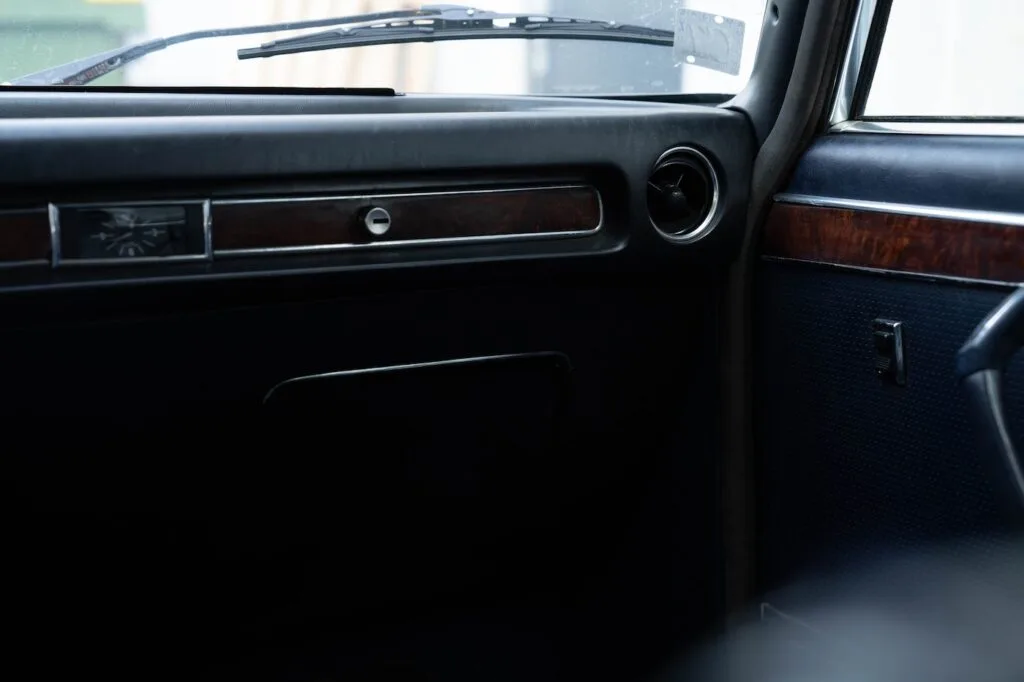 Oldtimers te koop BMW E3 3.3L