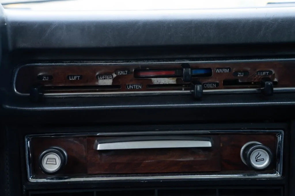 Oldtimers te koop BMW E3 3.3L