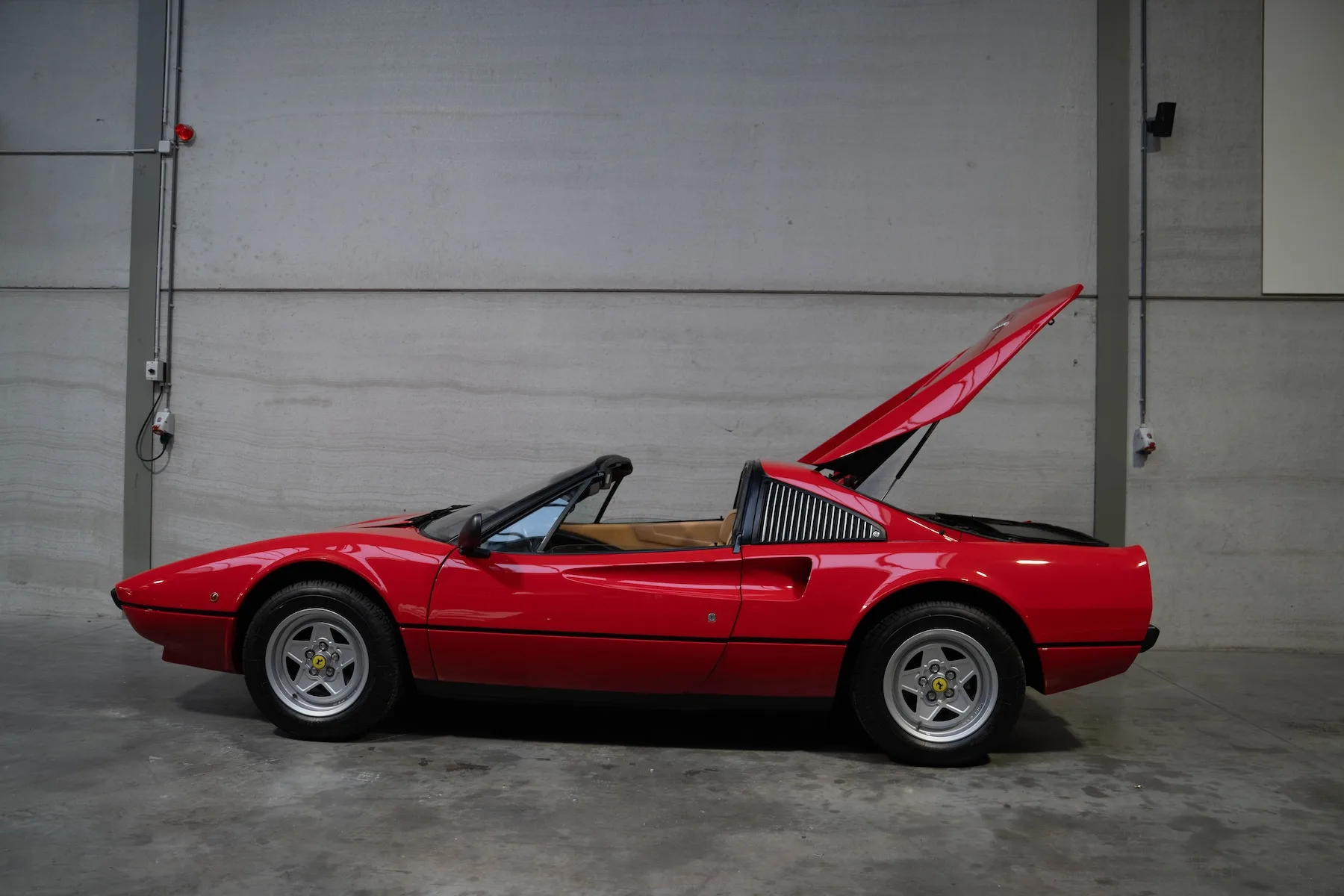 FERRARI 308 GTSI